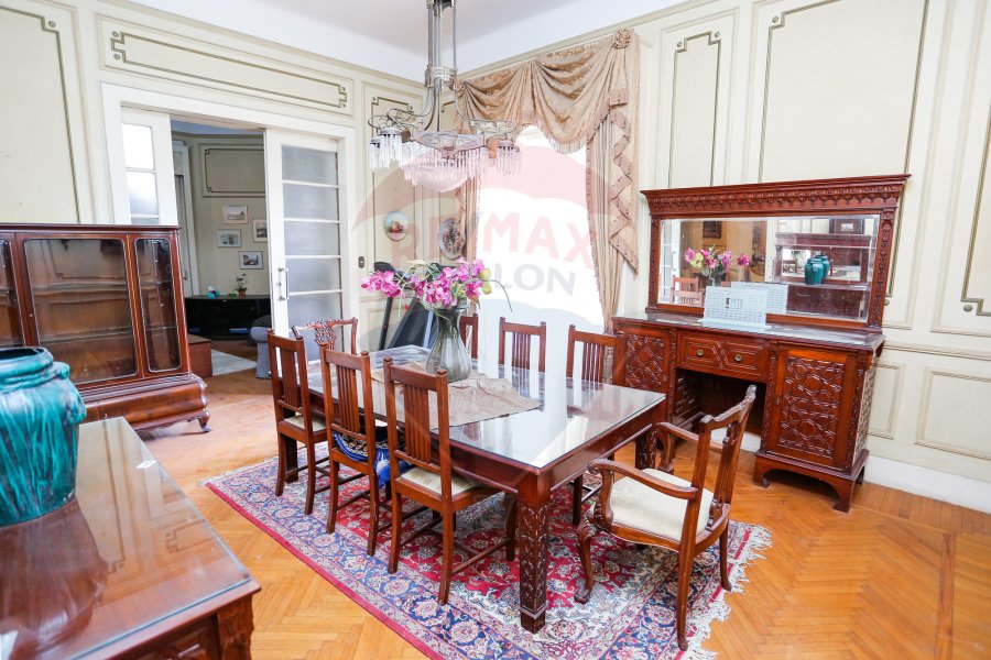 Apartment For Rent 370 m Latin District