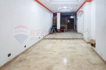 Shop for rent 120 m Tharwat (Abdel Salam Arif St.)