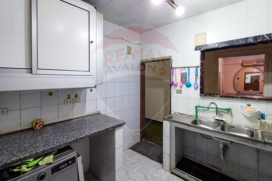 Furnished apartment for rent 180 m Kafr Abdo (near to Al-Limby garden)