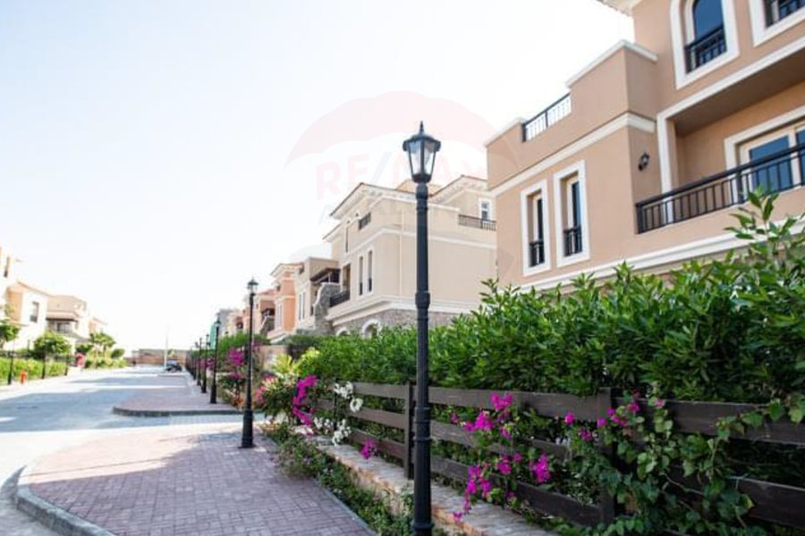 Twin house villa for sale 258m King Marriott (Jewar Compound)