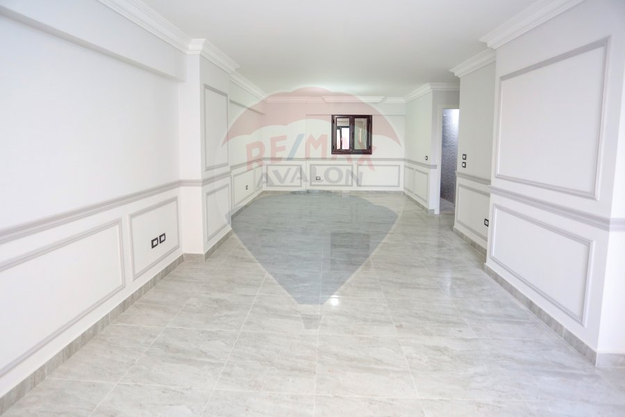 Apartment for Sale 166 m Smouha (East Tower Compound - Ryada scool st)