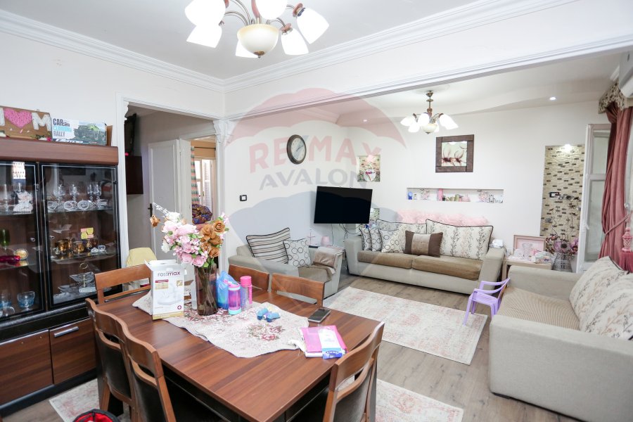 Apartment For Sale 100 m Miami (45 st Steps from the sea)