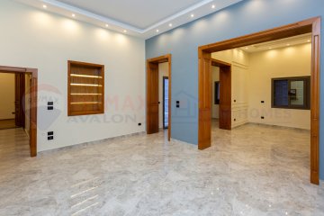 Ground apartment with garden for sale 280 m Kafr Abdo (Steps from Abo Qir St.)