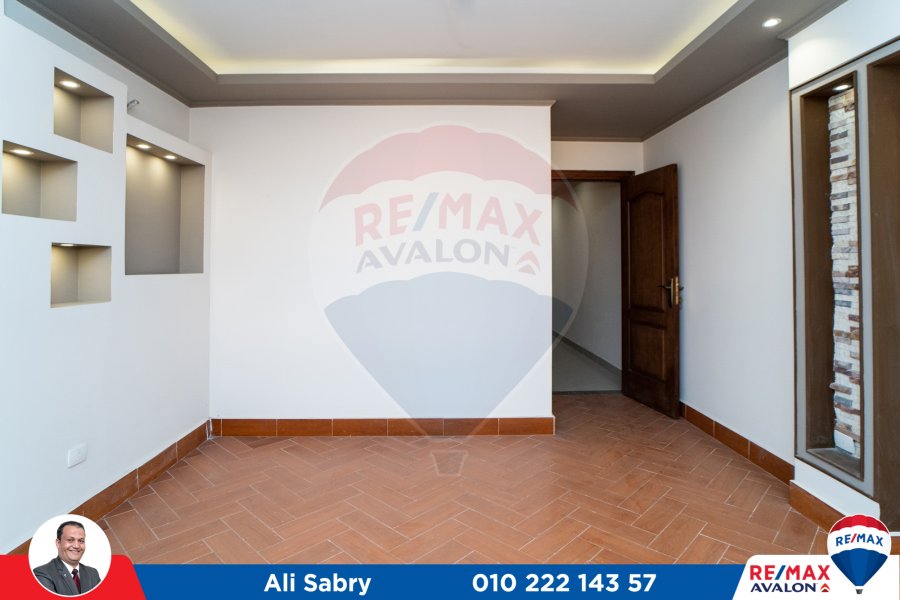 Apartment For rent 205 m Louran (El-Ekbal st.)