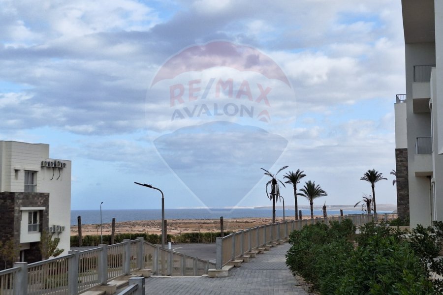 Chalet with roof for sale (Sea View - Ras El Hekma)