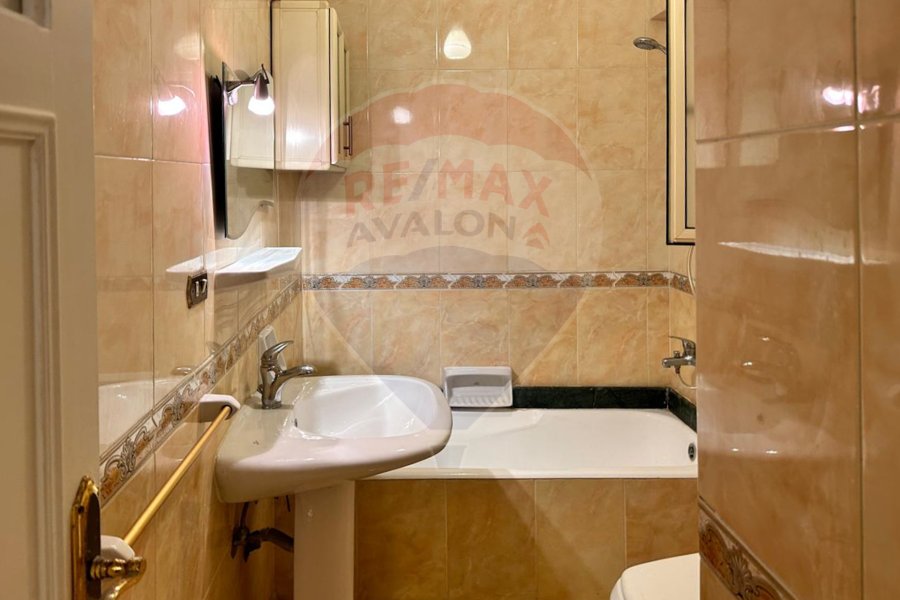 Apartment for rent 125 m Zezenia (Riad Basha St)