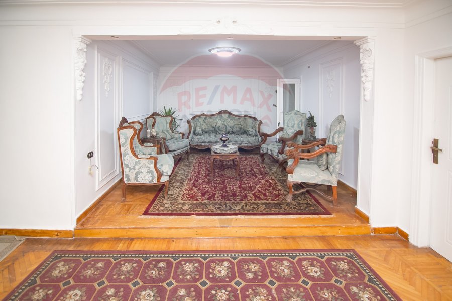 Apartment for sale 170 m Kafr Abdo (Mina Street)