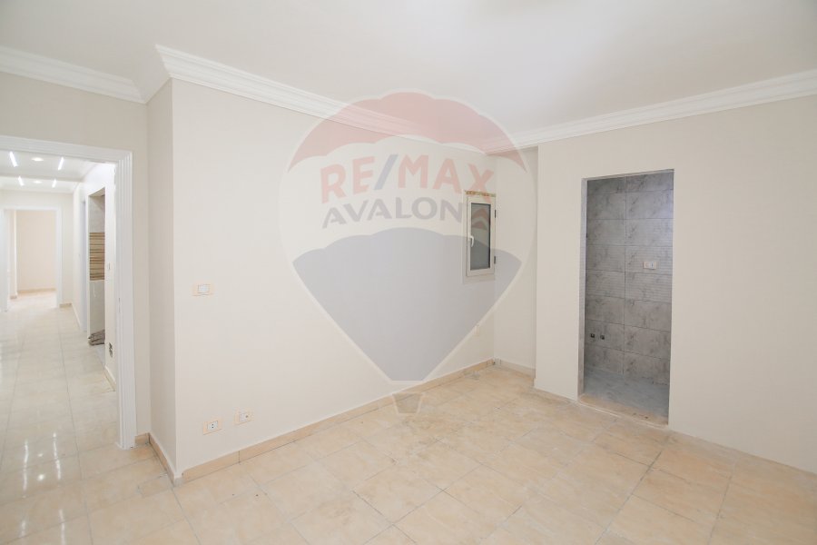 Apartment for sale 175 m Al Ibrahimeya (Port Said St)