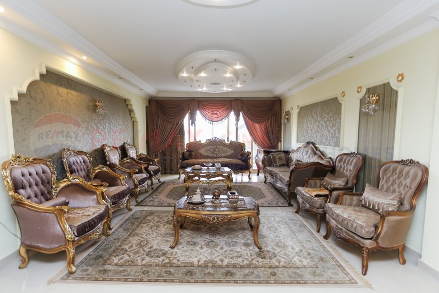Apartment for sale 250 m Sporting (Port Said main st.)