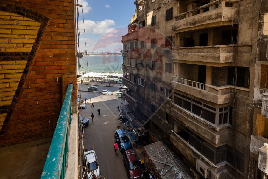 Apartment for sale 210 m Sidi Bishr (The second number of the sea)