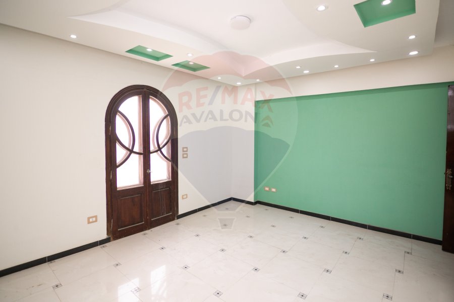 Villa for sale 375 m Muharram Bek (villa district - next to Palm Hills)