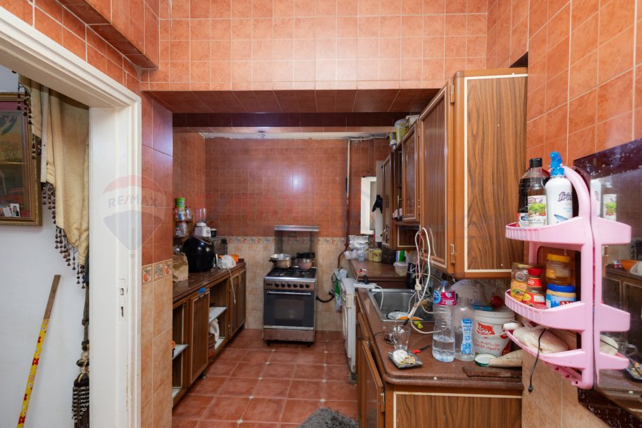 Apartment for sale 265 m Al-Mandara (Third number from the sea)