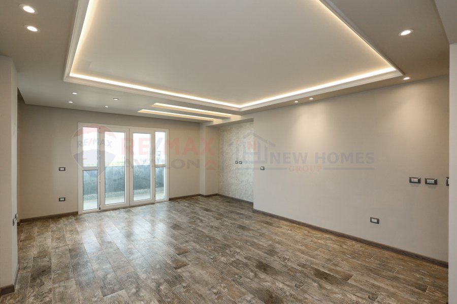 Stand alone villa for sale North Coast (Marseilia Beach 4 - Sidi Abdelrahman) 900 m