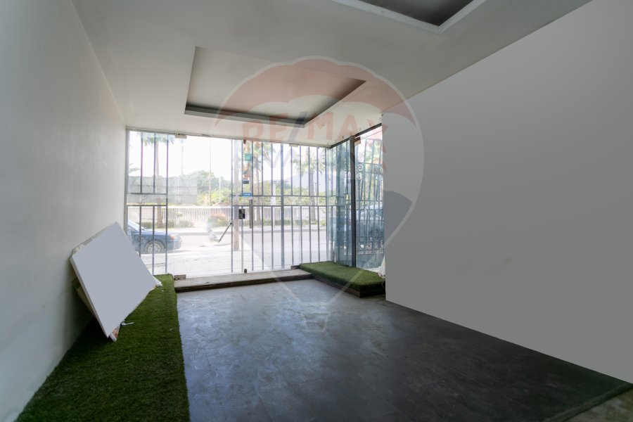 Shop for rent, 120 m², Sporting (Abu Qir St, in front of Sporting Club)