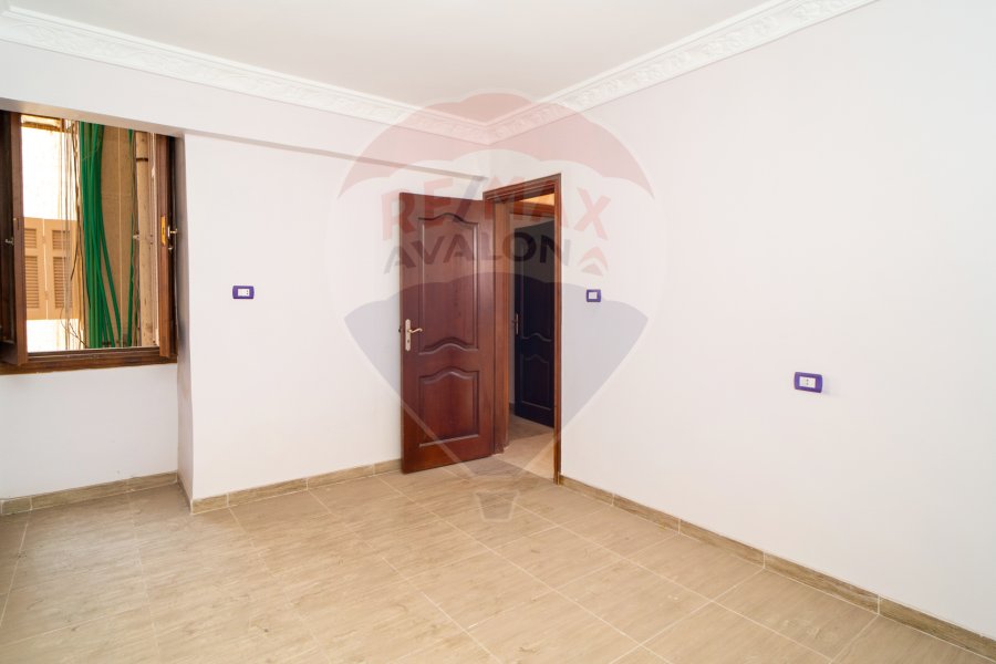 Apartment for sale 176 m Louran (steps from Al-Eqbal Street)