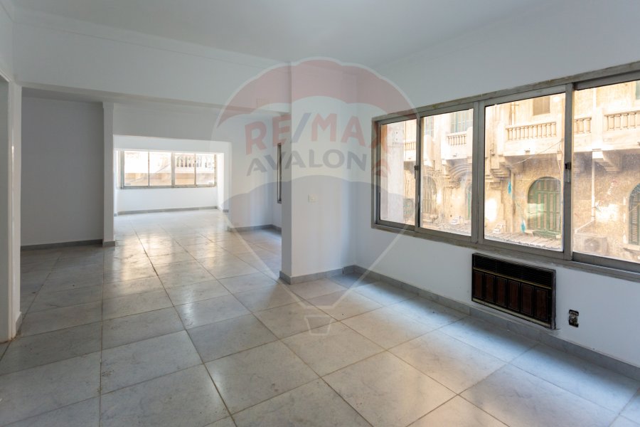 Administrative apartment for sale 95 m Sidi Gaber (Abu Qir St.)