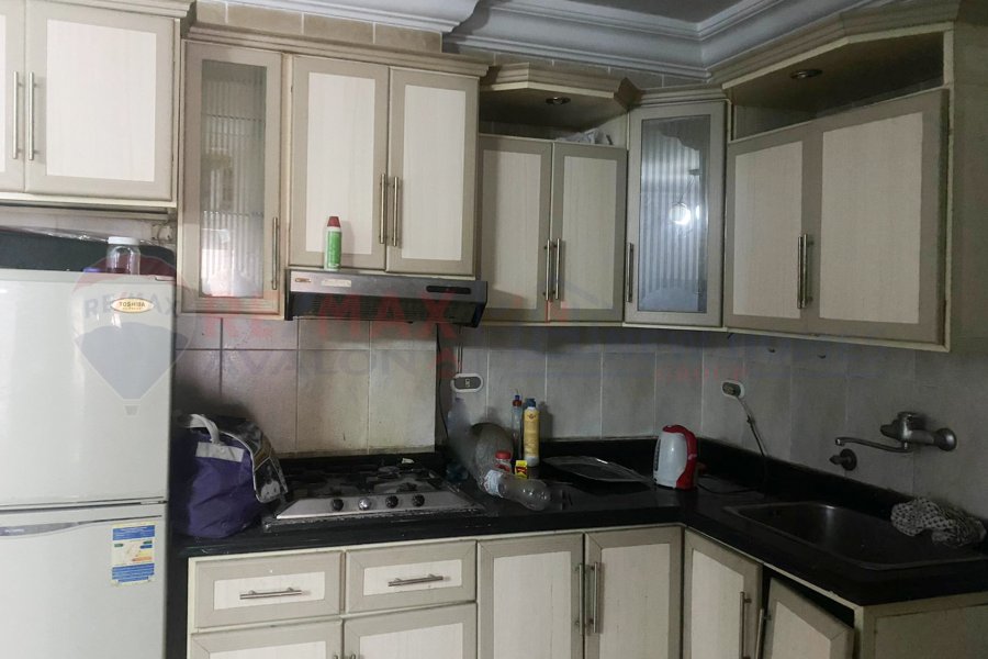 Apartment for sale 155 m + 162 Terrace Al-Mamoura Al-Shatea (Al-Mamoura Plaza Towers)