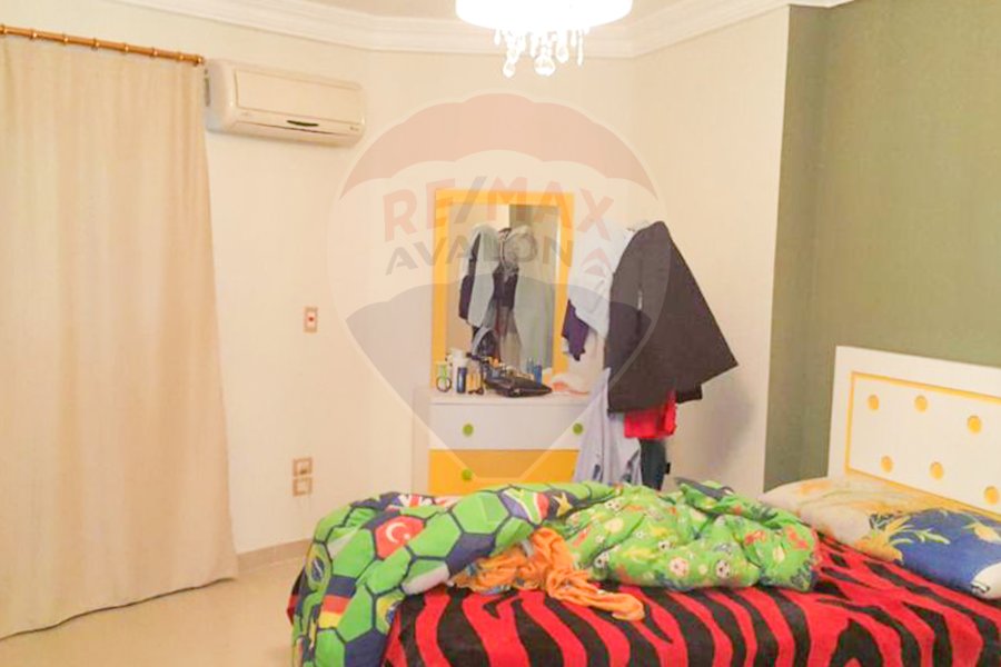 Apartment for sale 180 m Kafr Abdo (Sadeq El-Derini St.)
