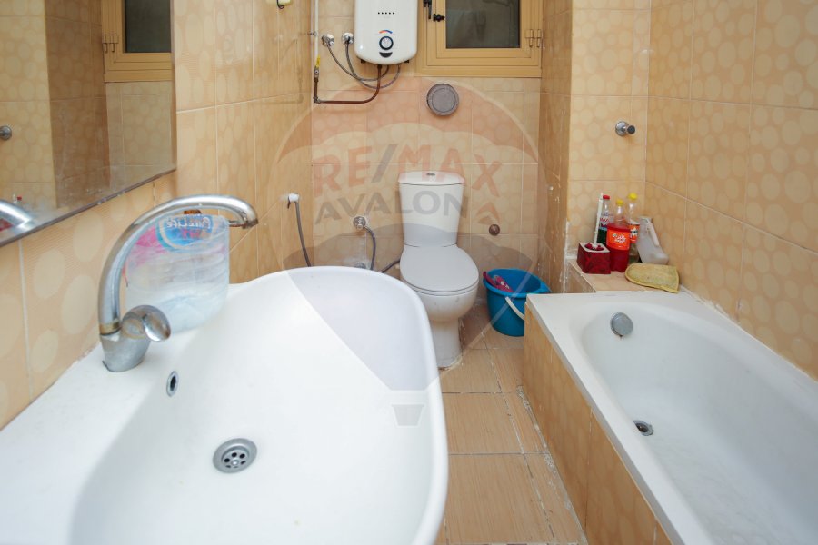 Apartment for sale 120 m Miami (Khaled Ibn Al Walid St)