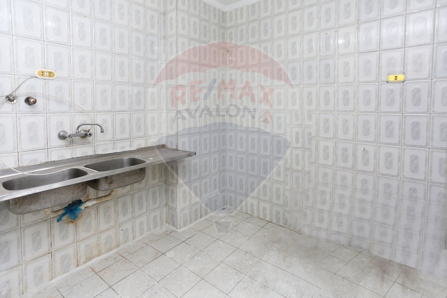 Apartment for sale 100 m San Stefano (Next to Four Season)