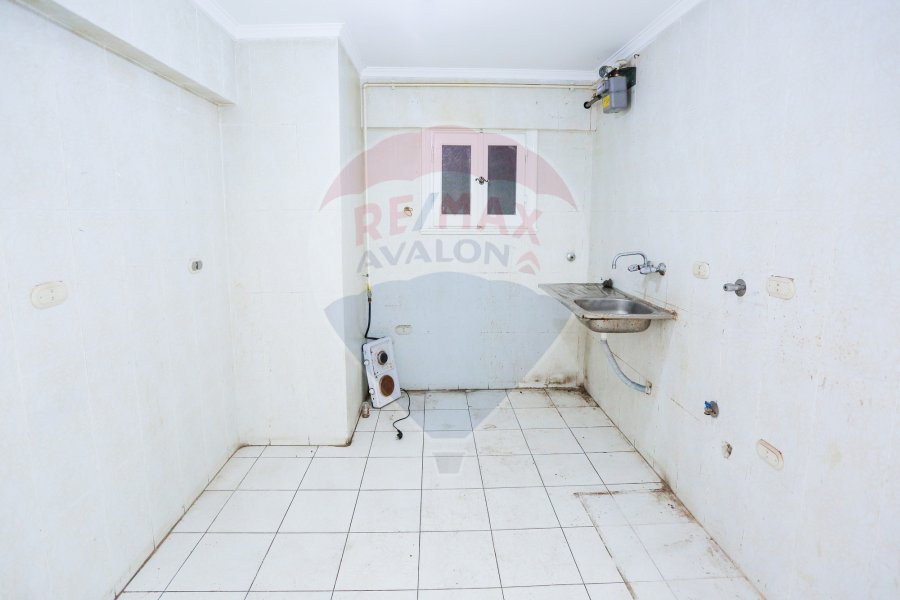 Apartment for Sale 160 m Louran (Steps From Shaarawy st - Abo Qeer St.)