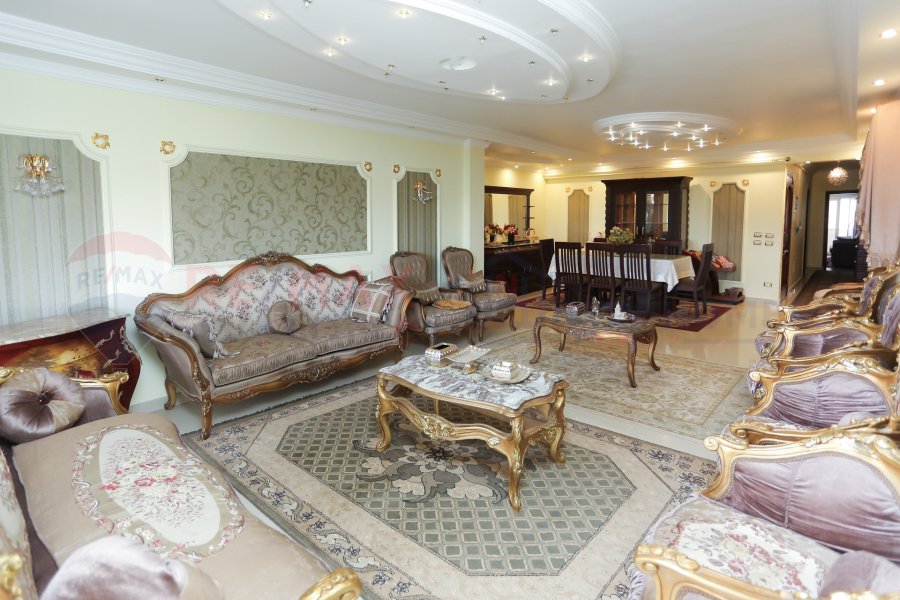 Apartment for sale 250 m Sporting (Port Said main st.)