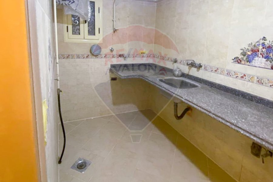 Apartment for rent 85 m Al-Hadra (Al-Mofatish St.) - near Al-Mahmoudia Axis