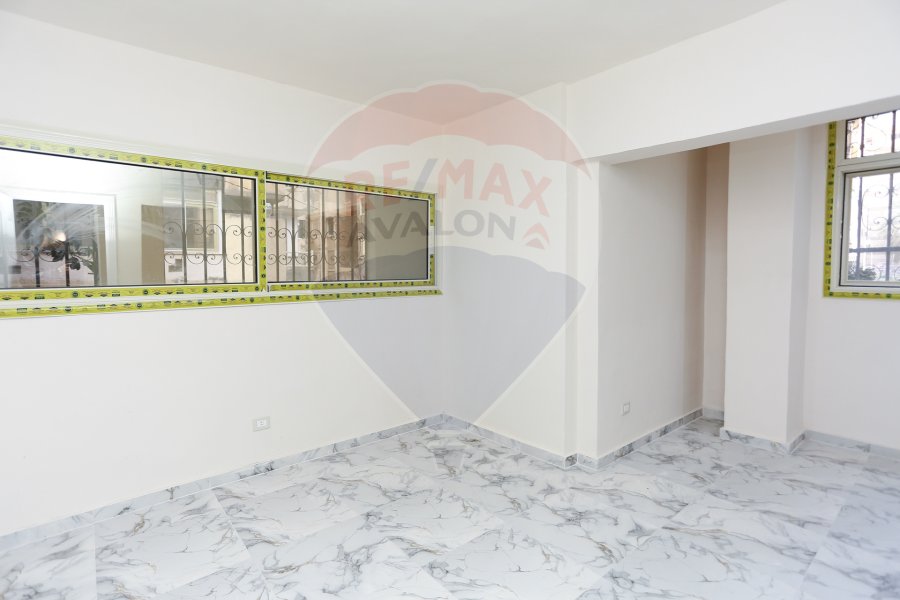 Administrative apartment for sale 130 m Al Saraya (branching from the tram)