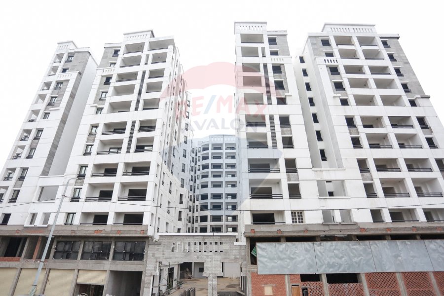 Apartment For Sale 215 m Smouha (East Towers Compound - Ryada St)