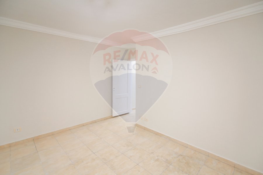 Apartment for sale 175 m Al Ibrahimeya (Port Said St)