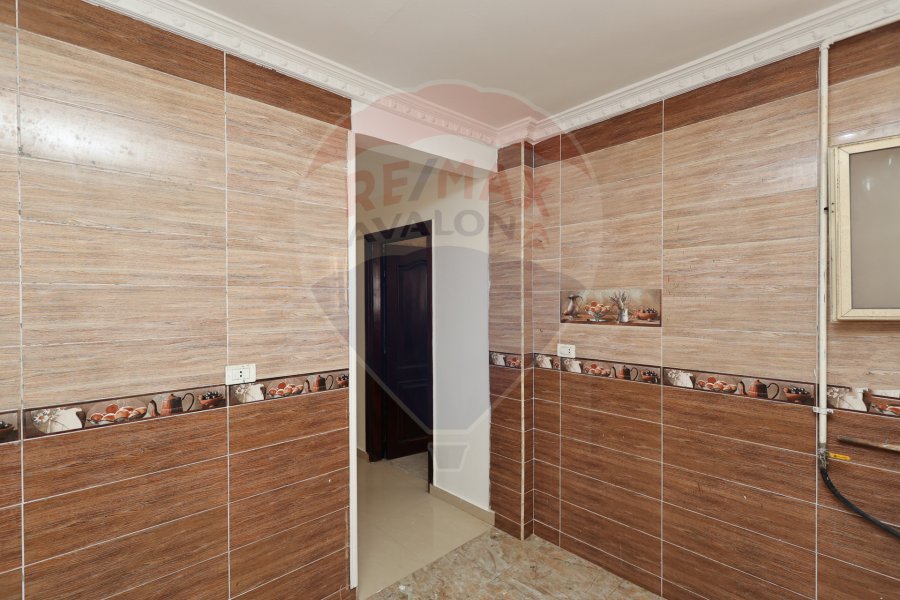 Apartment for sale 130 m Fleming (Ahmed Basha Tork st - Beside fathallah)