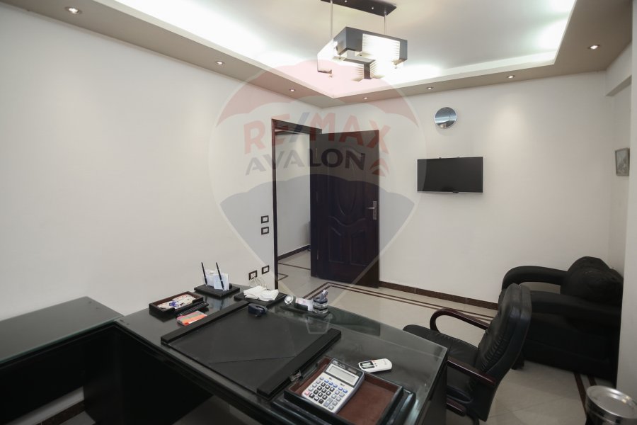 Administrative headquarters for sale 85 m Sporting (Delta Street)