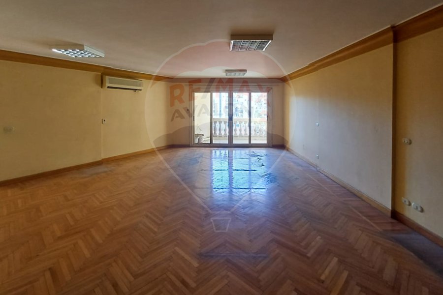 Apartment for sale 186 m Smouha (Fawzi Moaz St)
