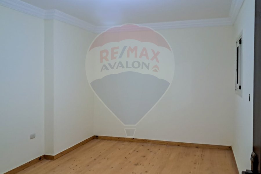 Apartment for rent 181 m Smouha (Edmon Vermon Street)