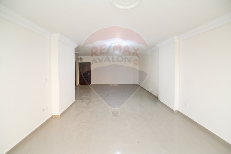 Apartment for sale, 200 m, Kafr Abdo (steps from Saint Jenny - Brand Building)