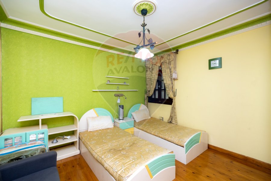 Apartment for sale 204 m gleem (Steps from Royal Jewelry Museum)