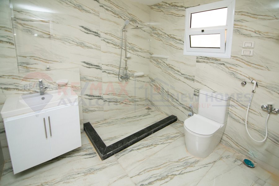 Apartment for sale 200 m Louran (Shaarawy St.)