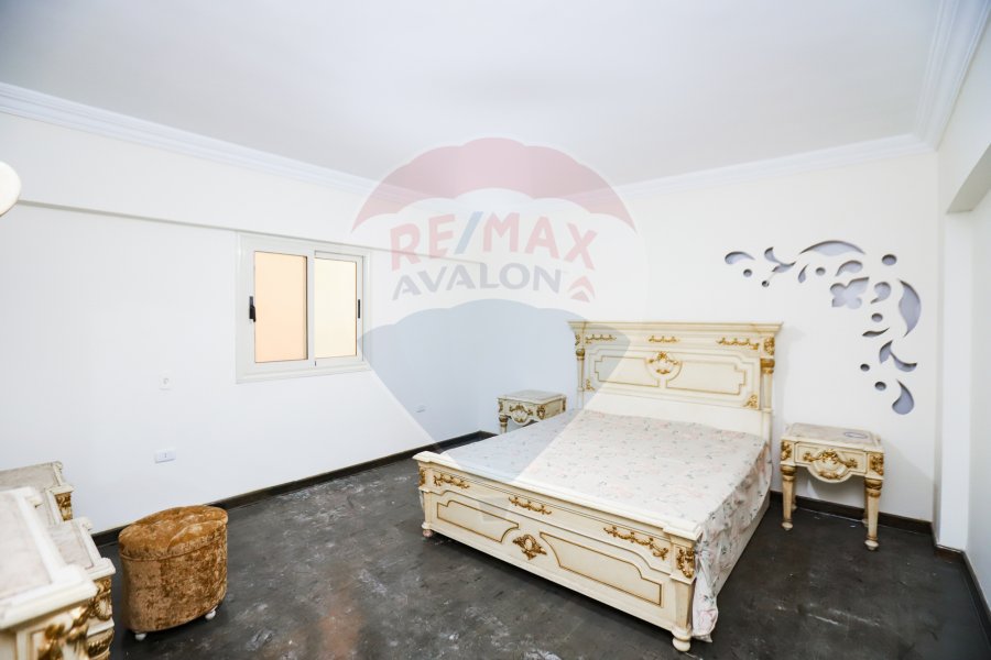 Apartment for sale 250m Roushdy (ibrahim helmy st)