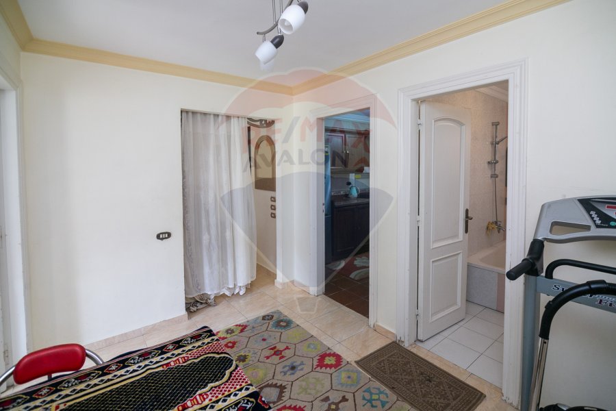 شقة للبيع 200 م سموحة (جراند ڤيل)