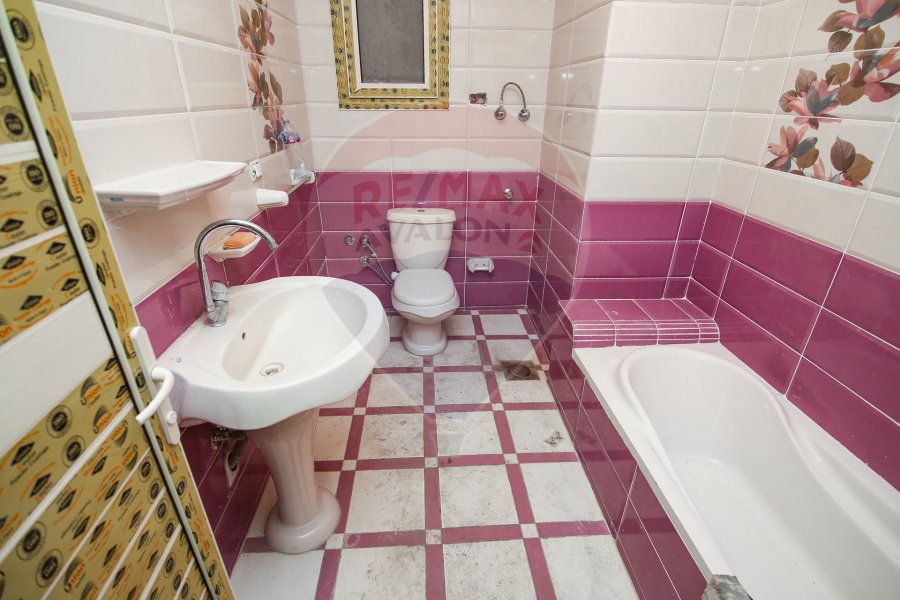 Apartment for sale 140 m Camp Caesar (El Geish Road - Brand Building)