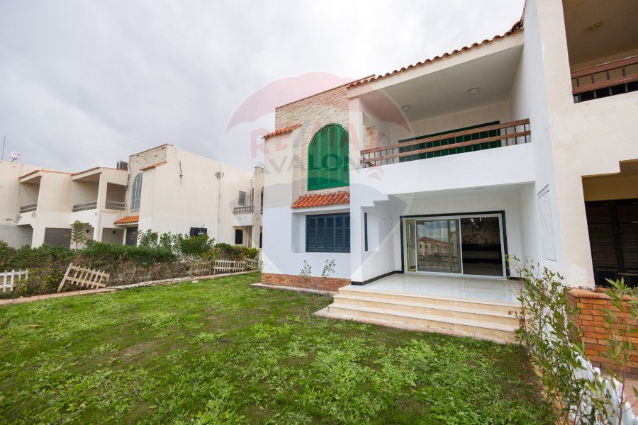 Ground chalet + Garden for sale North Coast (Palm Beach)