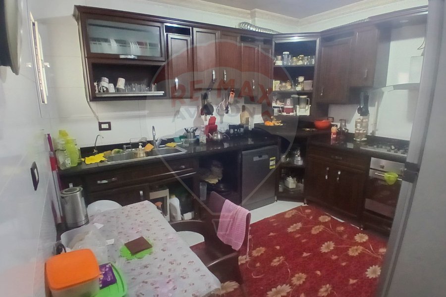 Apartment for sale 170 m Kafr Abdo (Amir El-Behar St)
