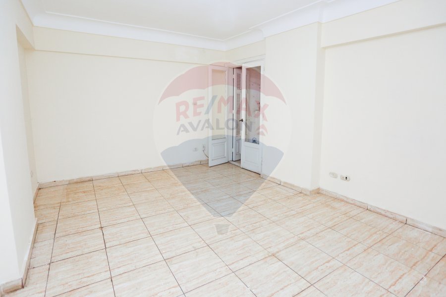 Apartment for Sale 160 m Louran (Steps From Shaarawy st - Abo Qeer St.)