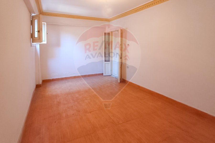 Apartment for sale 110 m Louran (Between Al-Eqbal St. and Shaarawy St.)
