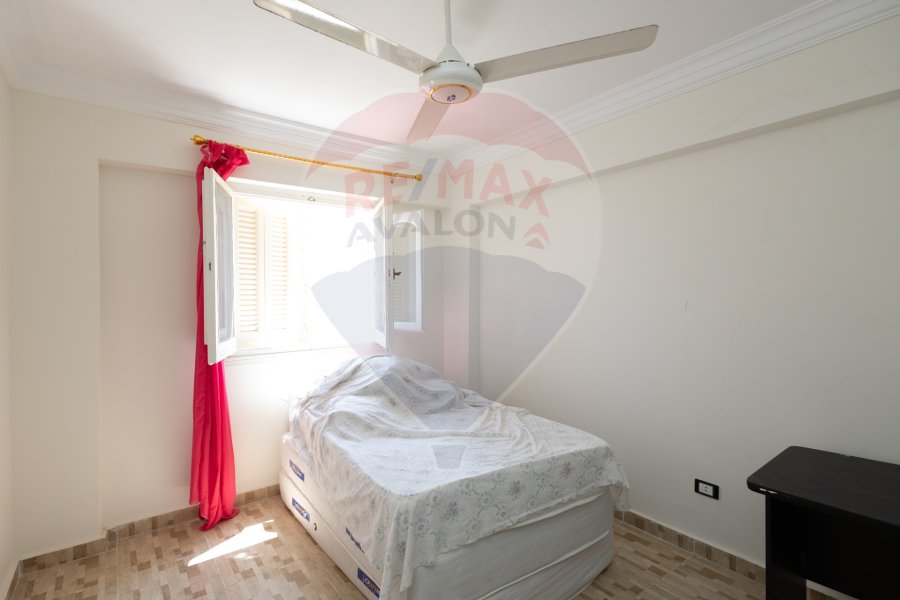 Twin house villa for sale (Horus and Golden Sands) 190m