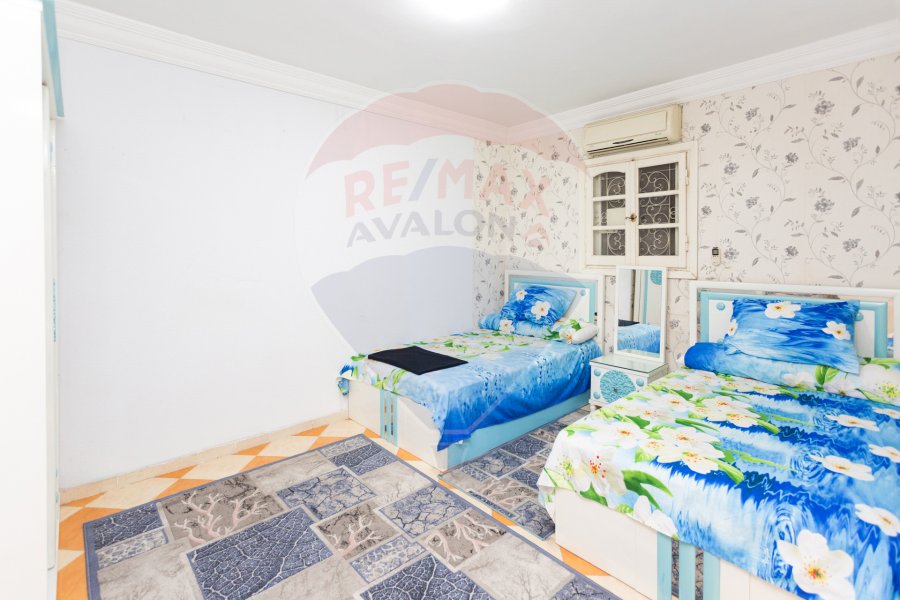 Apartment for sale 150 m Camp Caesar (Tanis Street)