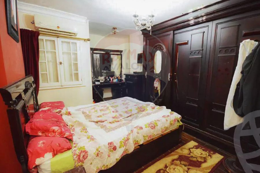 Licensed apartment for sale 130 m Sidi Gaber (Branched from El-Mosheer St)