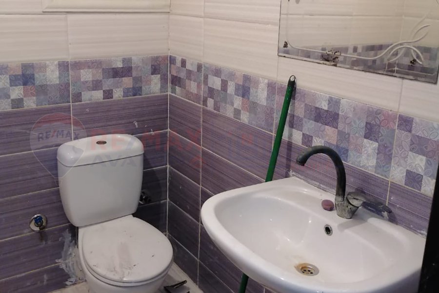 Apartment for 135 m Sporting (fourth number from the sea)