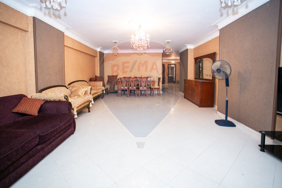 Apartment for sale 220 m Stanly (Branshed from the Sea)