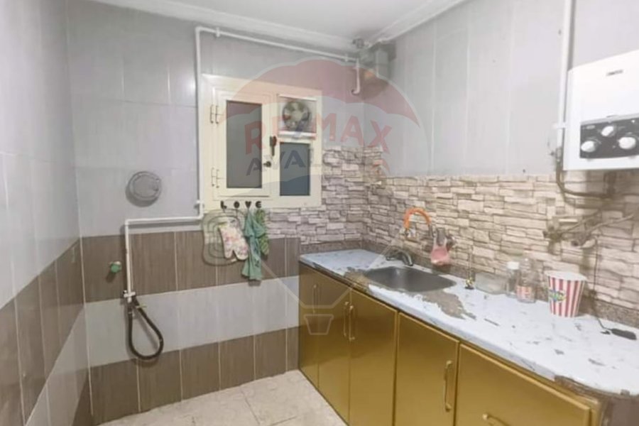 Apartment for sale 90 m Moharam Bek (Madenat El Shabab)